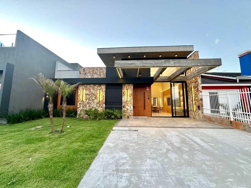 Casa Alto Padrão com Terraço na Zona Nova!: 10ª foto da galeria de imagens do imóvel