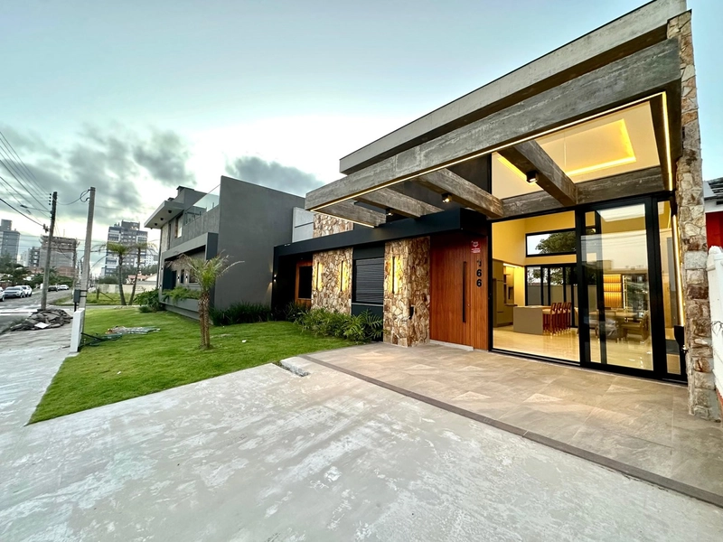 Casa Alto Padrão com Terraço na Zona Nova!: 12ª foto da galeria de imagens do imóvel