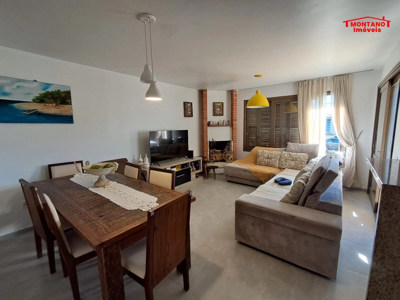 CASA A APENAS DUAS QUADRAS DO MAR!!!!: 15ª foto da galeria de imagens do imóvel