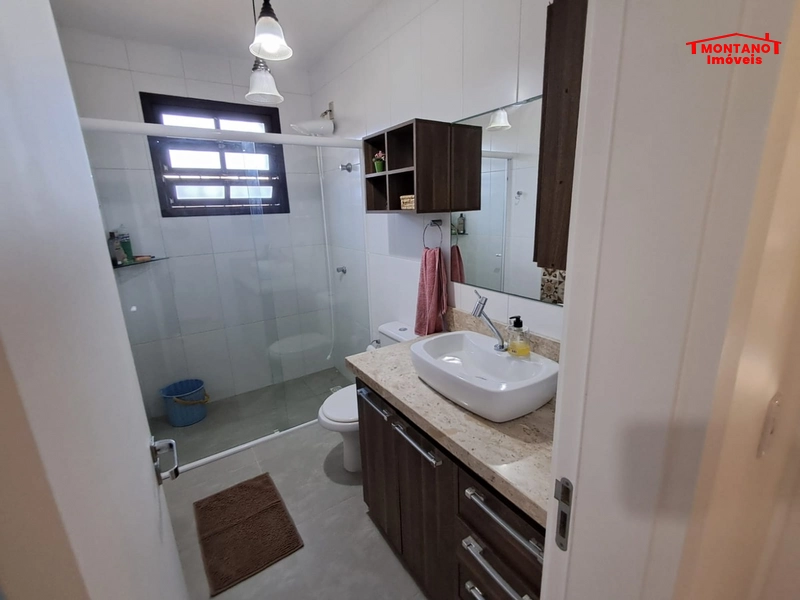CASA A APENAS DUAS QUADRAS DO MAR!!!!: 7ª foto da galeria de imagens do imóvel