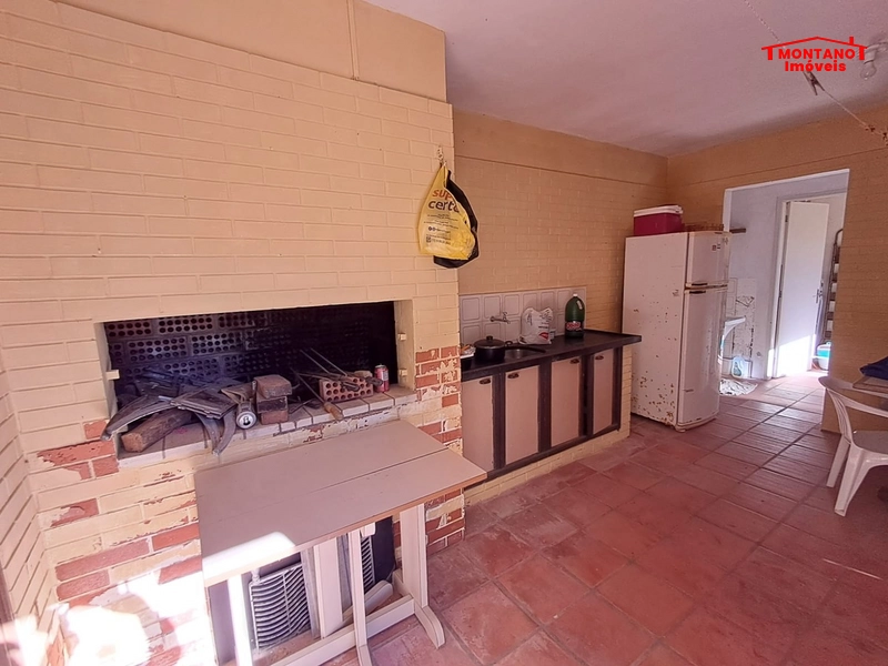 CASA A APENAS DUAS QUADRAS DO MAR!!!!: 10ª foto da galeria de imagens do imóvel