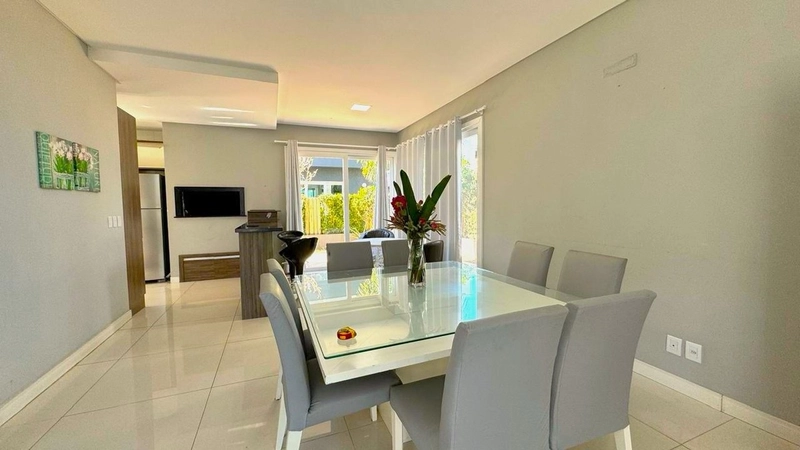 Casa com 4 dormitórios no condomínio Dubai: 9ª foto da galeria de imagens do imóvel