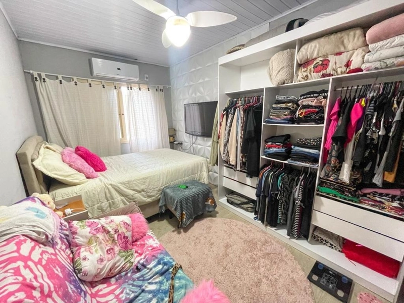Casa a 150m da praia com 3 dormitórios: 11ª foto da galeria de imagens do imóvel