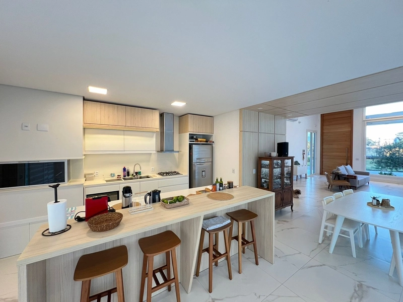 Casa com 3 suítes no condomínio Dubai: 17ª foto da galeria de imagens do imóvel