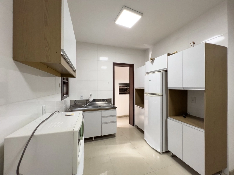 Casa com 3 dormitórios à 190m do mar: 7ª foto da galeria de imagens do imóvel