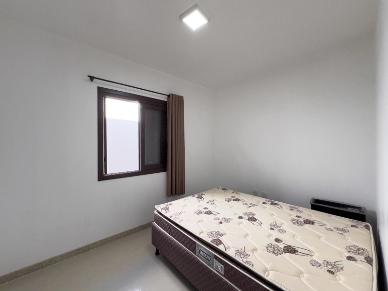 Casa com 3 dormitórios à 190m do mar: 10ª foto da galeria de imagens do imóvel
