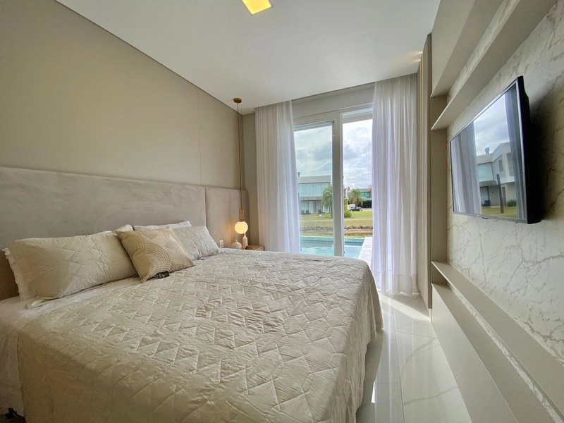 Casa com 4 suítes e piscina no condomínio Ilhas Resort: 11ª foto da galeria de imagens do imóvel