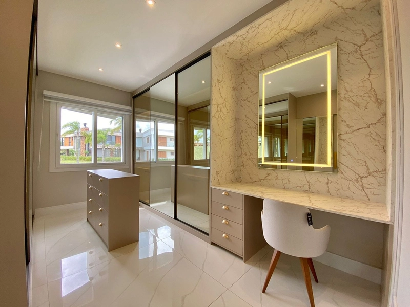 Casa com 4 suítes e piscina no condomínio Ilhas Resort: 14ª foto da galeria de imagens do imóvel