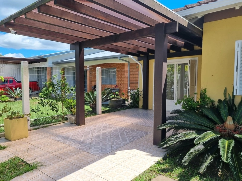 EXCELENTE CASA COM 5 DORMITÓRIOS TODA MOBILIADA EM ARROIO TEIXEIRA: 5ª foto da galeria de imagens do imóvel