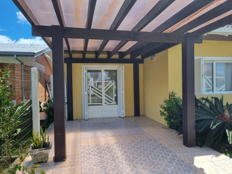 EXCELENTE CASA COM 5 DORMITÓRIOS TODA MOBILIADA EM ARROIO TEIXEIRA: 3ª foto da galeria de imagens do imóvel