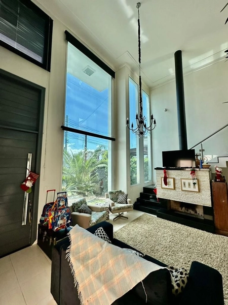 Casa mobiliada e decorada com 3 suítes no condomínio Condado: 5ª foto da galeria de imagens do imóvel