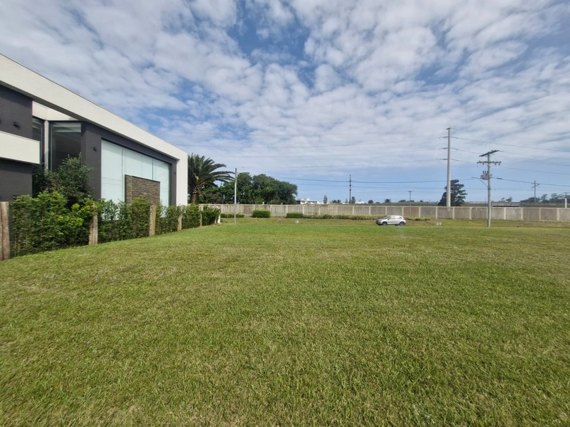 Terreno com vista dos sonhos no condomínio Ilhas Resort: 3ª foto da galeria de imagens do imóvel