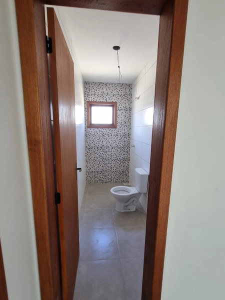 CASA NOVA DE ESQUINA ÓTIMA LOCALIZAÇÃO PERTO DO MAR EM ARROIO TEIXEIRA: 15ª foto da galeria de imagens do imóvel