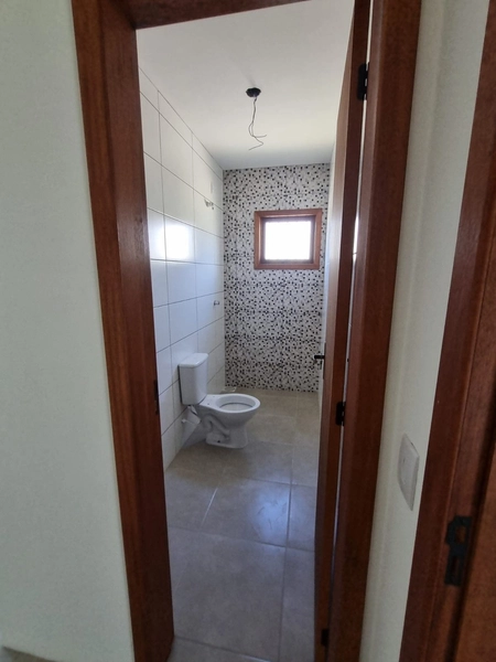 CASA NOVA DE ESQUINA ÓTIMA LOCALIZAÇÃO PERTO DO MAR EM ARROIO TEIXEIRA: 21ª foto da galeria de imagens do imóvel