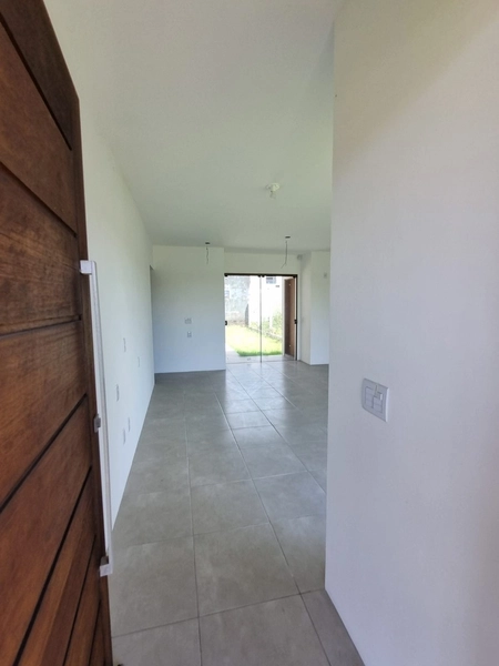 CASA NOVA DE ESQUINA ÓTIMA LOCALIZAÇÃO PERTO DO MAR EM ARROIO TEIXEIRA: 10ª foto da galeria de imagens do imóvel