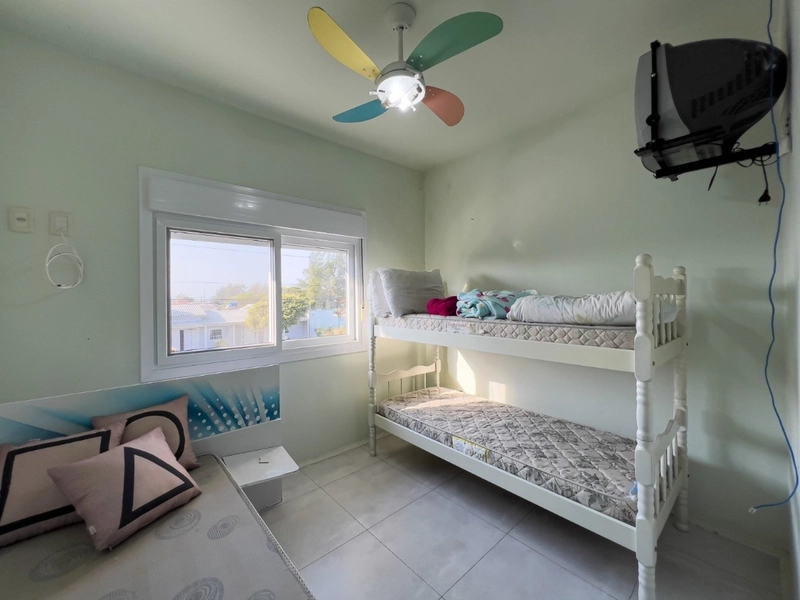 Casa com 5 dormitórios perto da praia no bairro Zona Norte: 36ª foto da galeria de imagens do imóvel