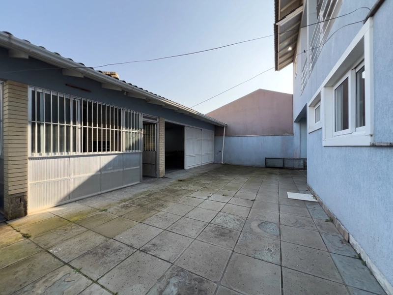 Casa com 5 dormitórios perto da praia no bairro Zona Norte: 30ª foto da galeria de imagens do imóvel