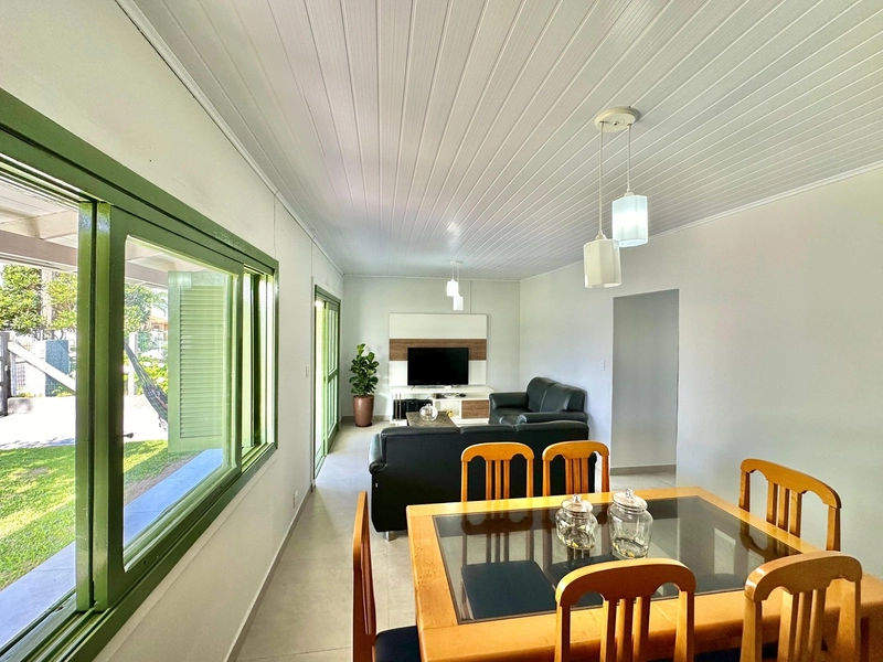 Casa aconchegante com 2 dormitórios e anexo com garagem e 1 quarto: 8ª foto da galeria de imagens do imóvel