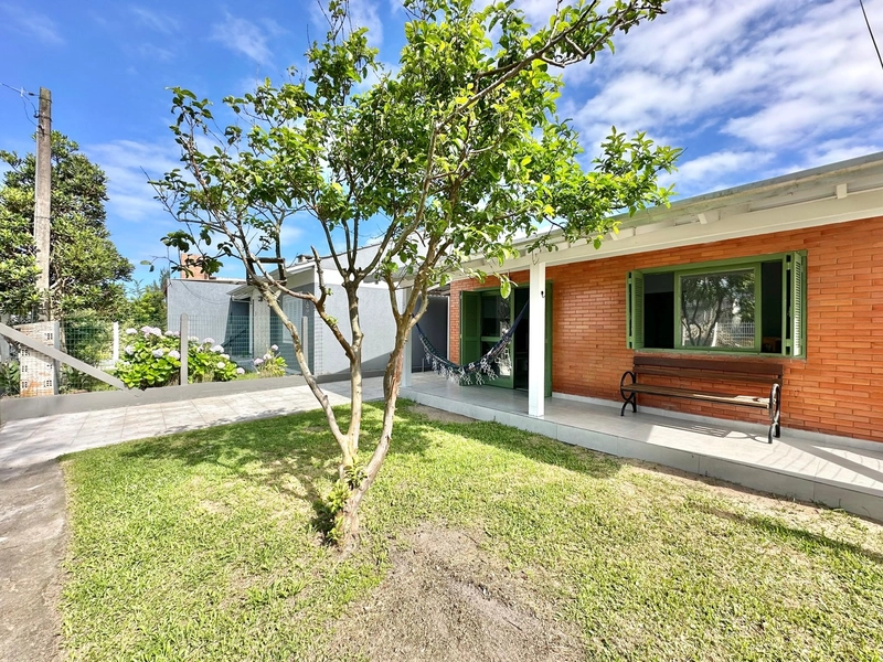 Casa aconchegante com 2 dormitórios e anexo com garagem e 1 quarto: 5ª foto da galeria de imagens do imóvel