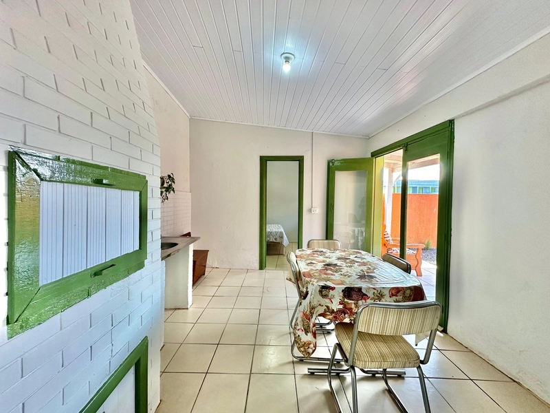 Casa aconchegante com 2 dormitórios e anexo com garagem e 1 quarto: 19ª foto da galeria de imagens do imóvel