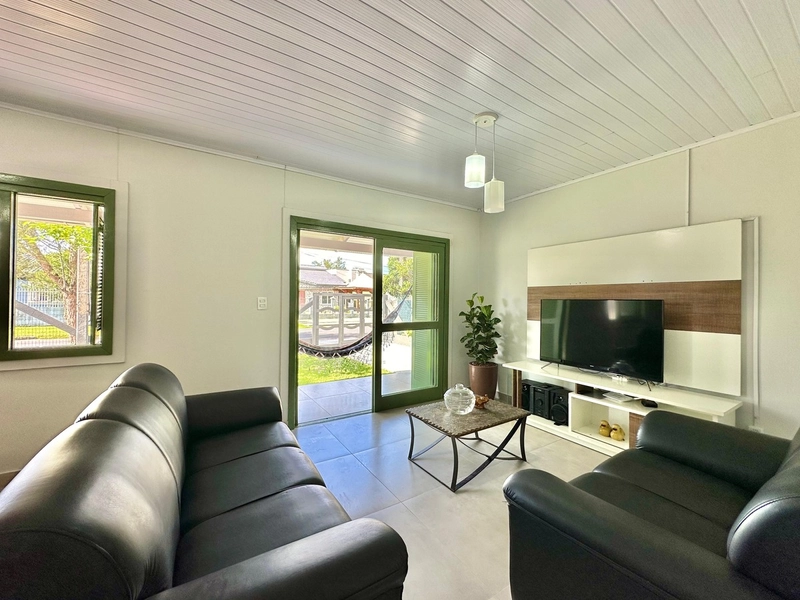 Casa aconchegante com 2 dormitórios e anexo com garagem e 1 quarto: 7ª foto da galeria de imagens do imóvel