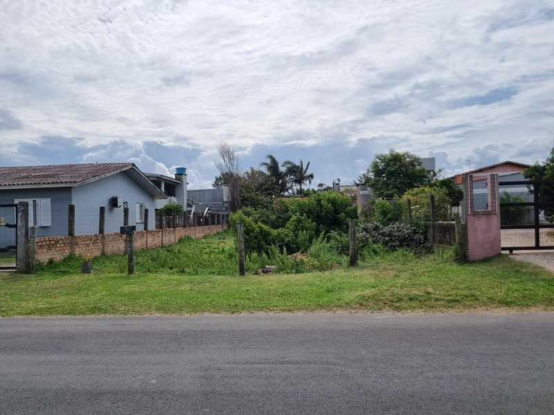 ÓTIMO TERRENO NA ZONA NOVA MUITO BEM LOCALIZADO - CAPÃO DA CANOA: 1ª foto da galeria de imagens do imóvel