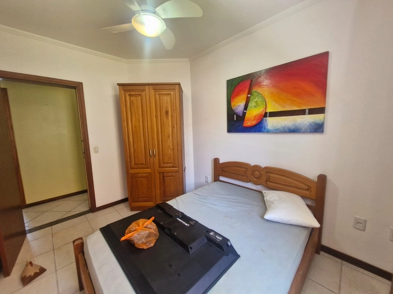 Casa a uma quadra do mar com 4 dormitórios: 20ª foto da galeria de imagens do imóvel