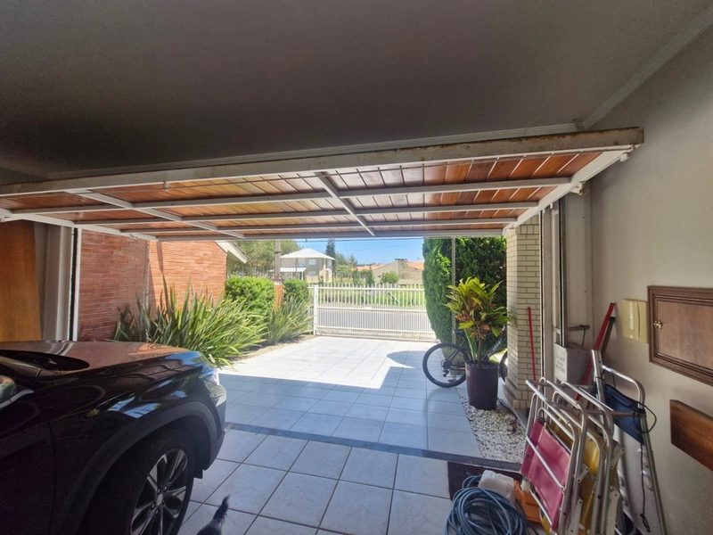 Casa a uma quadra do mar com 4 dormitórios: 30ª foto da galeria de imagens do imóvel