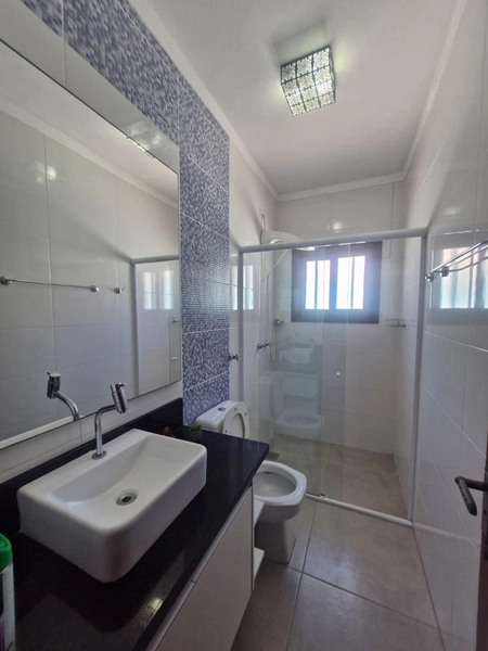 Casa a uma quadra do mar com 4 dormitórios: 17ª foto da galeria de imagens do imóvel