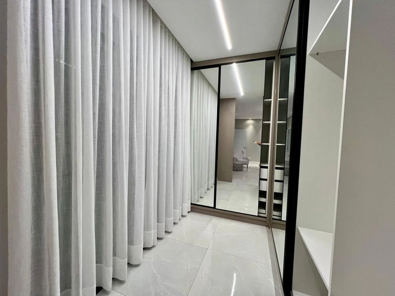 Casa com 4 suítes e piscina no condomínio Velas da Marina: 27ª foto da galeria de imagens do imóvel