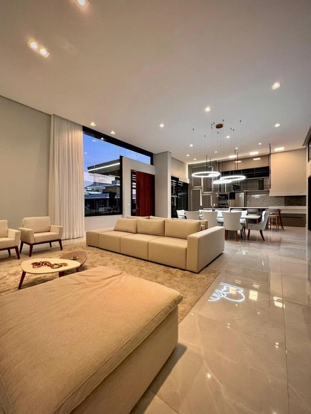 Casa com 4 suítes e piscina no condomínio Velas da Marina: 6ª foto da galeria de imagens do imóvel
