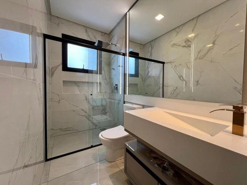 Casa com 4 suítes e piscina no condomínio Velas da Marina: 26ª foto da galeria de imagens do imóvel