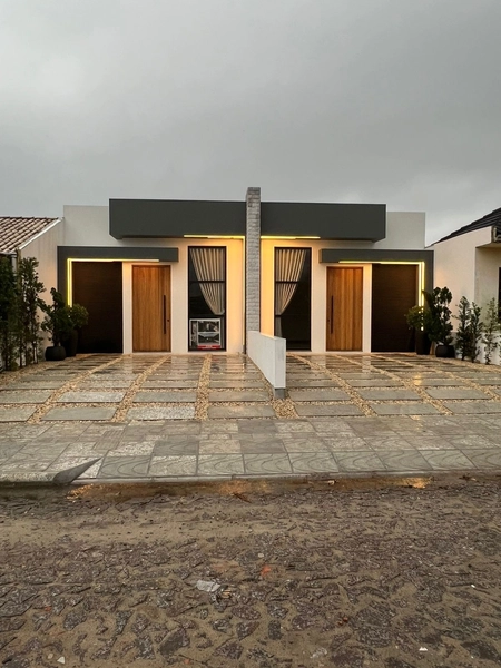 Casa 2 Dormitórios com Suíte, 3 Quadras do Mar!!: 5ª foto da galeria de imagens do imóvel