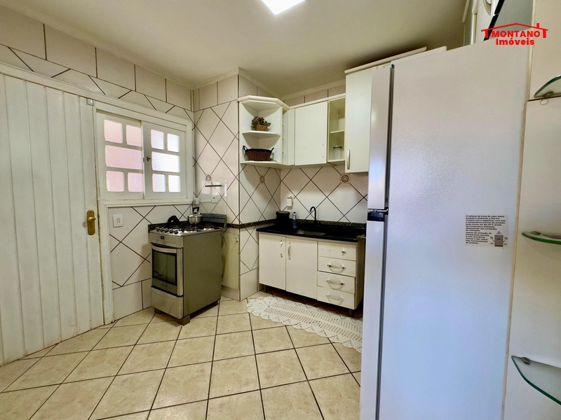 Casa à 3 quadras do mar com 3 dormitórios no bairro Zona Norte: 13ª foto da galeria de imagens do imóvel