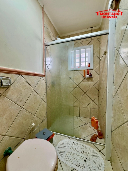 Casa à 3 quadras do mar com 3 dormitórios no bairro Zona Norte: 3ª foto da galeria de imagens do imóvel