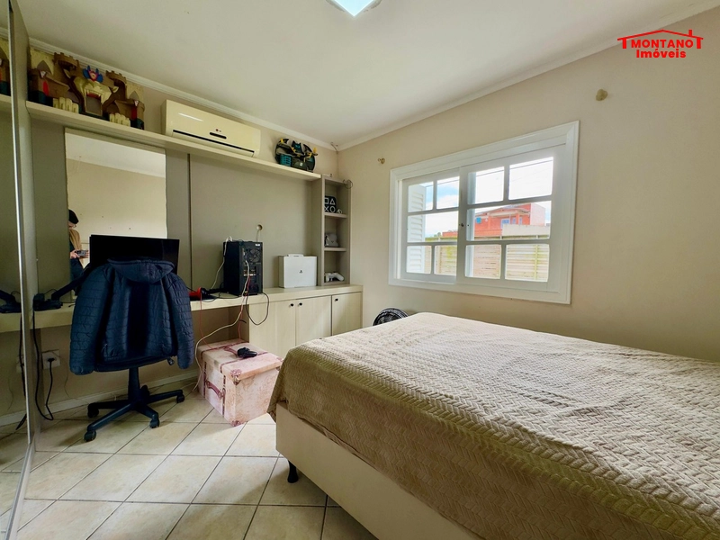 Casa à 3 quadras do mar com 3 dormitórios no bairro Zona Norte: 12ª foto da galeria de imagens do imóvel