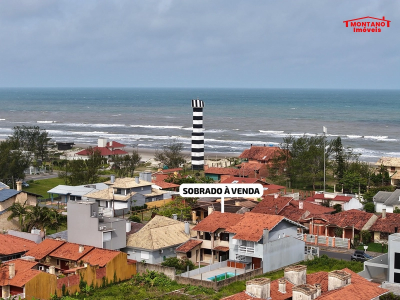 Casa com 3 dormitórios à duas quadras do mar no bairro Zona Nova: 4ª foto da galeria de imagens do imóvel