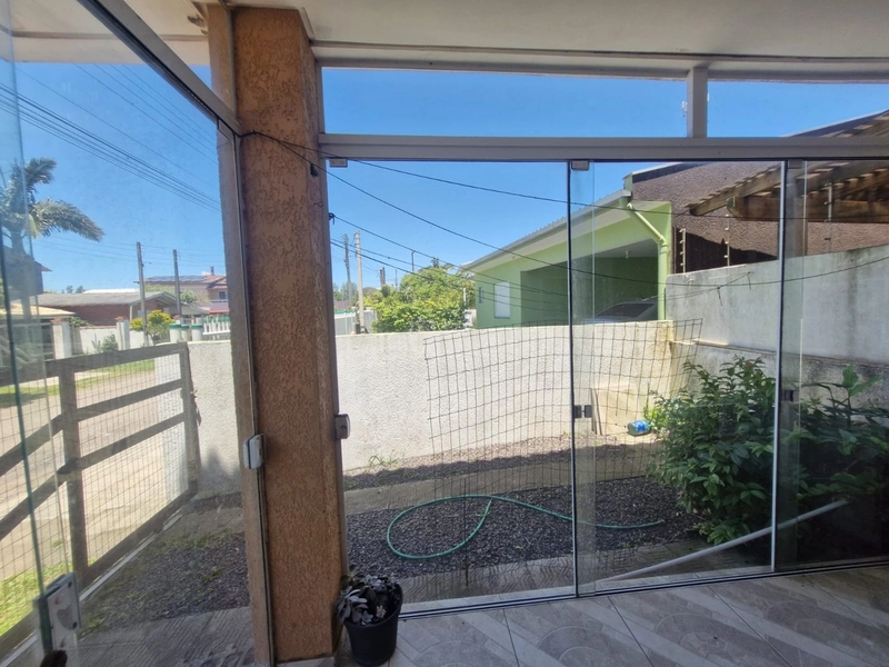 Casa com 3 dormitórios e vista para o mar no bairro Arco Íris: 6ª foto da galeria de imagens do imóvel