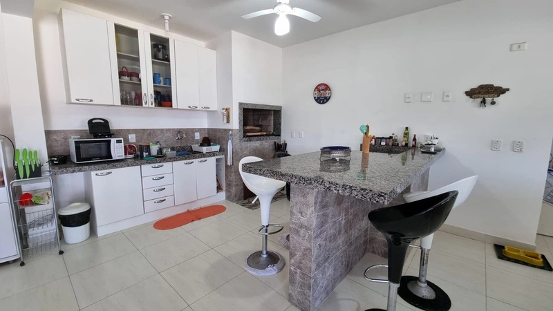 Casa com 650m de terreno, 5 dormitórios e piscina na Zona Norte: 4ª foto da galeria de imagens do imóvel