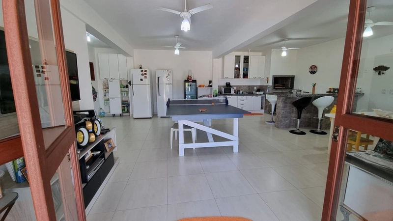 Casa com 650m de terreno, 5 dormitórios e piscina na Zona Norte: 7ª foto da galeria de imagens do imóvel