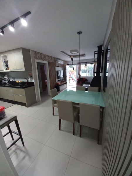 Casa com 3 dormitórios e piscina a 100m da praia no bairro Zona Norte: 8ª foto da galeria de imagens do imóvel