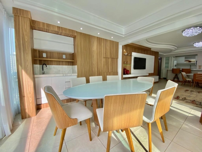 Apartamento com 3 dormitórios com vista para o mar: 7ª foto da galeria de imagens do imóvel