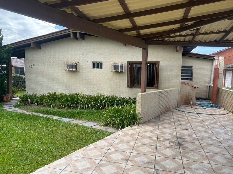 Casa com 4 dormitórios a 2 quadras do mar: 18ª foto da galeria de imagens do imóvel