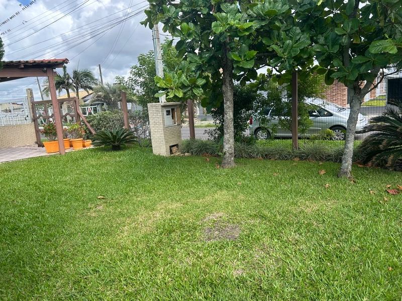 Casa com 4 dormitórios a 2 quadras do mar: 6ª foto da galeria de imagens do imóvel
