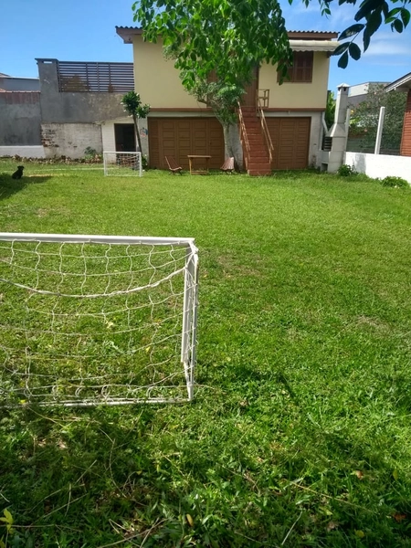 Casa com 2 dormitórios próxima a praia na Zona Norte: 12ª foto da galeria de imagens do imóvel
