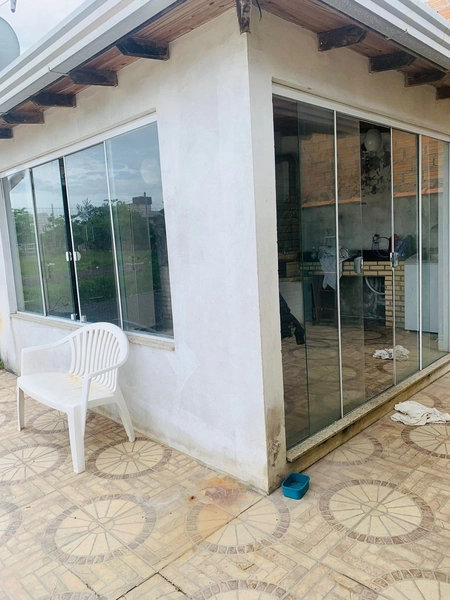 Casa com vista eterna para o mar com 2 dormitórios na Zona Norte: 5ª foto da galeria de imagens do imóvel