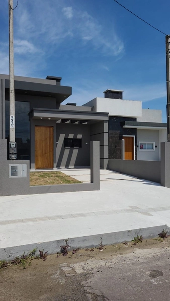 EXCELENTE CASA EM BAIRRO DE MORADORES: 2ª foto da galeria de imagens do imóvel