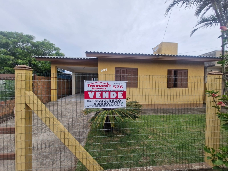 Casa com 2 dormitórios no bairro Jardim Beira Mar: 1ª foto da galeria de imagens do imóvel