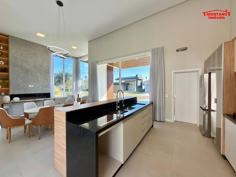 Casa de alto padrão com 4 suítes no condomínio Costa Serena: 25ª foto da galeria de imagens do imóvel