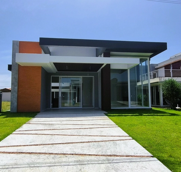 Casa de alto padrão com 4 suítes no condomínio Costa Serena: 2ª foto da galeria de imagens do imóvel